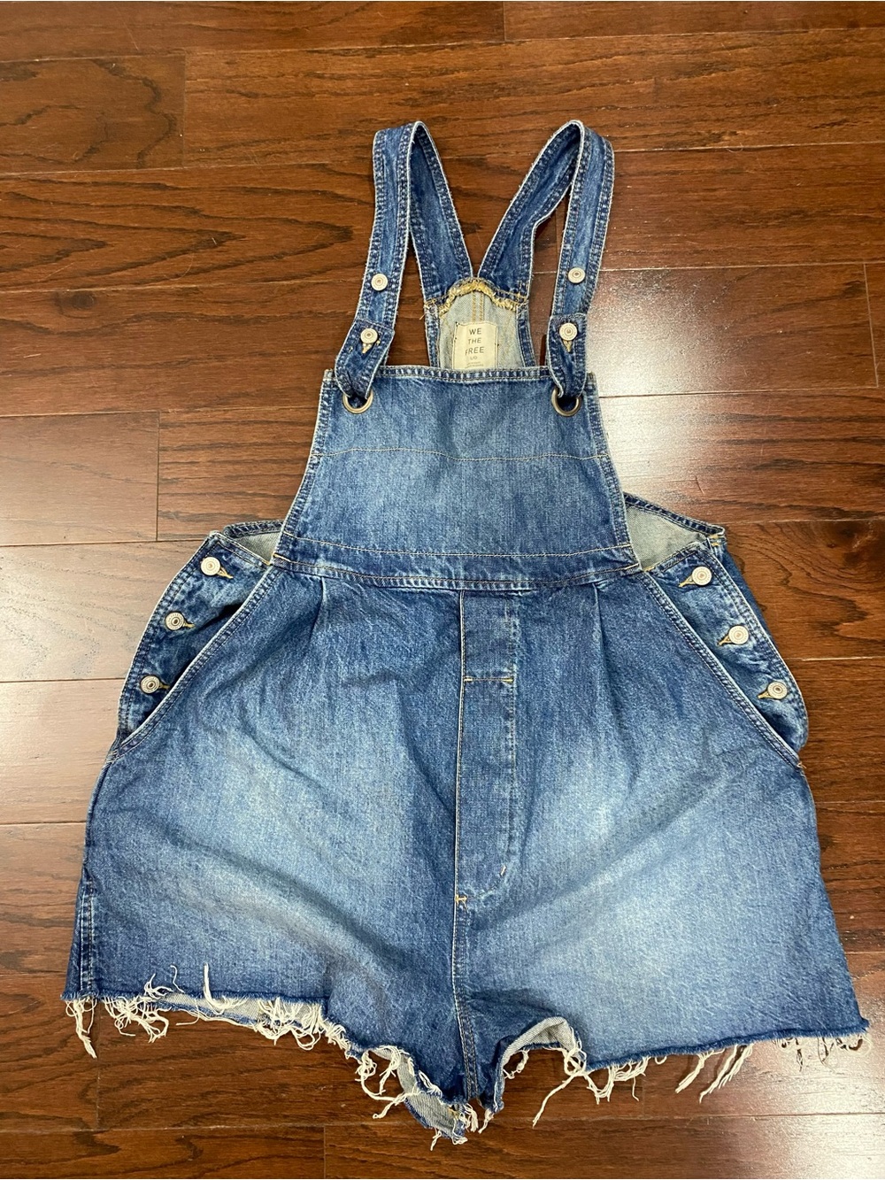 We The Free Rambler Shortalls Denim Jean Oversized Short Overalls Free People L - Picture 4 of 9